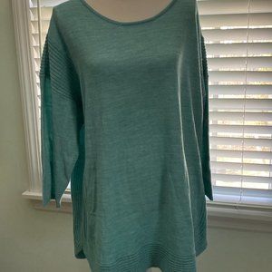 Design History 2x Acrylic Sweater NWT